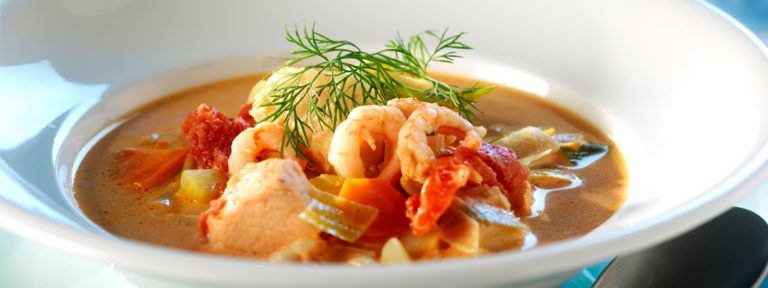 Bouillabaisse – klassinen ranskalainen kalakeitto