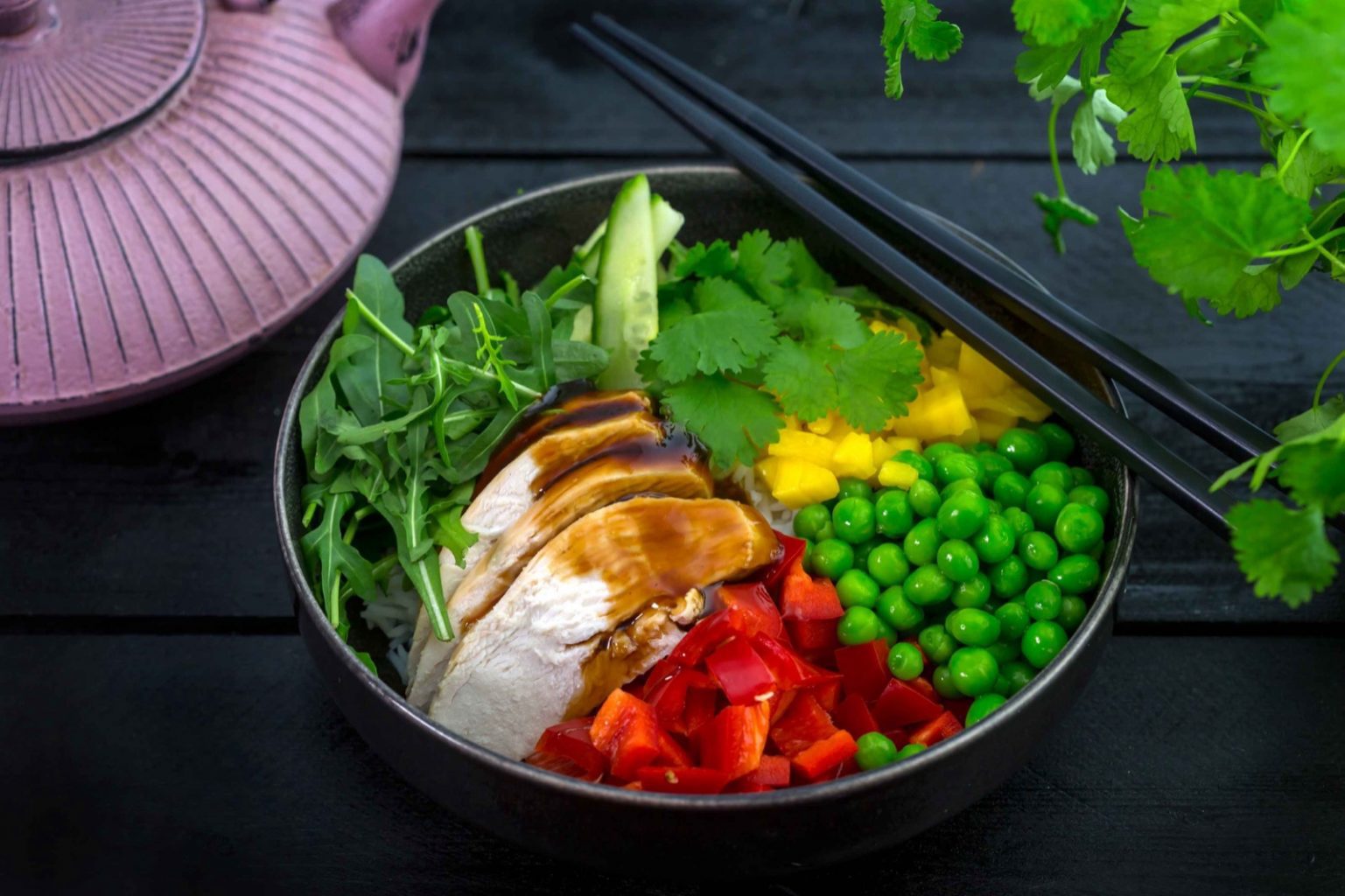 Broileri Poke bowl
