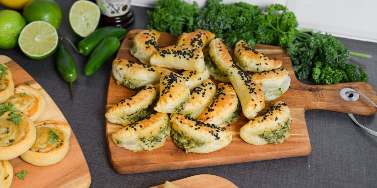 Jalapeño-piiraat pinaatilla ja juustolla