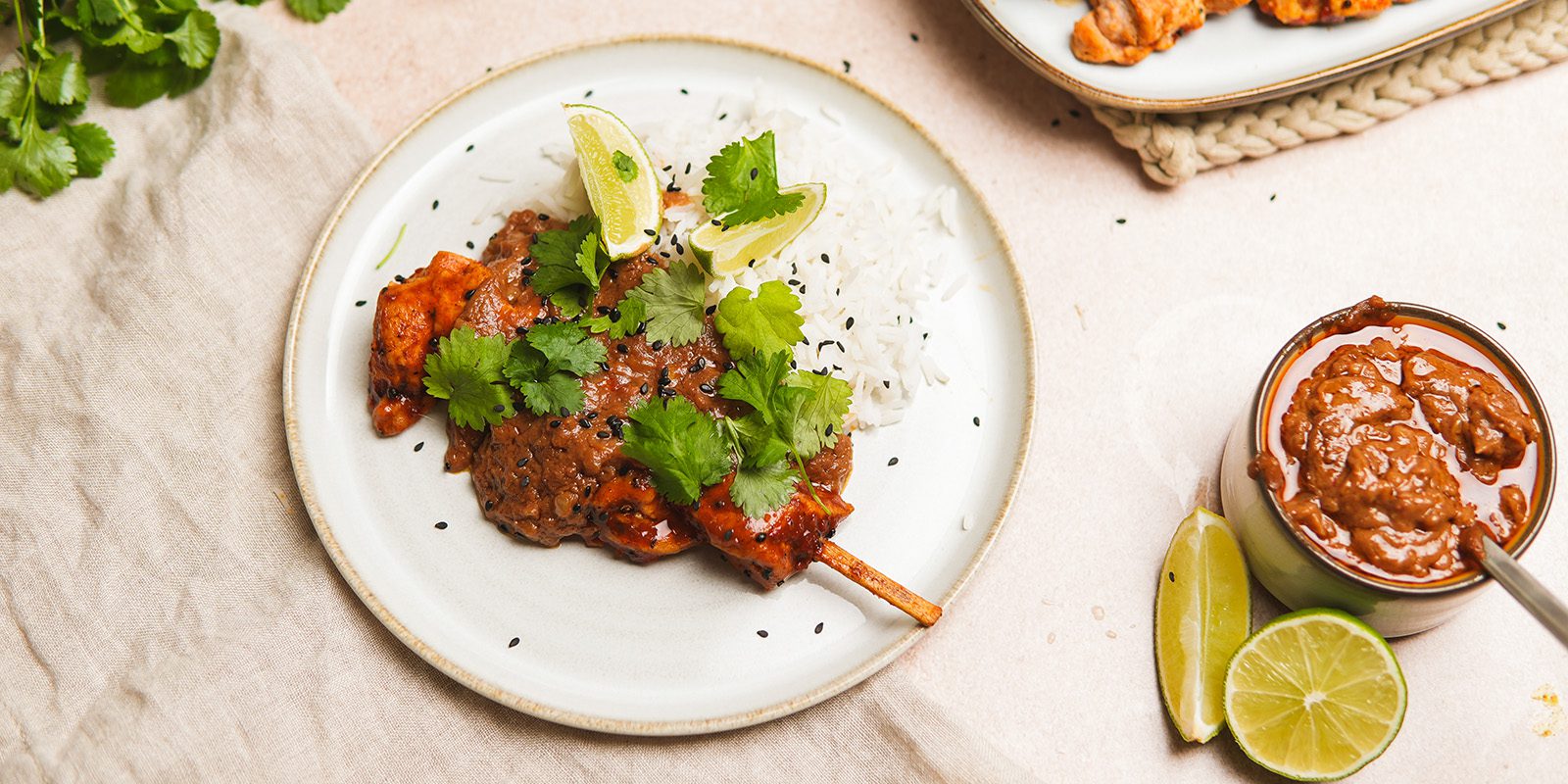 Kanaa Satay-kastikkeessa